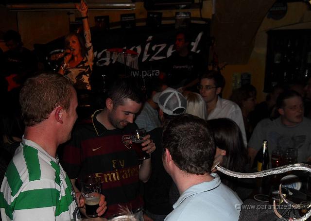 SDC11210.jpg - Schau mal, ich kann den Boden sehen...