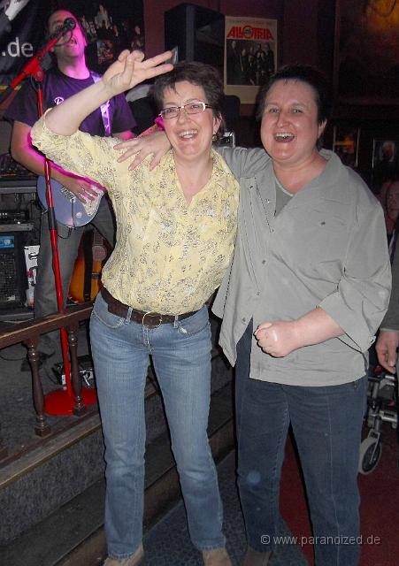 SDC10094_res.jpg - Party Animals I