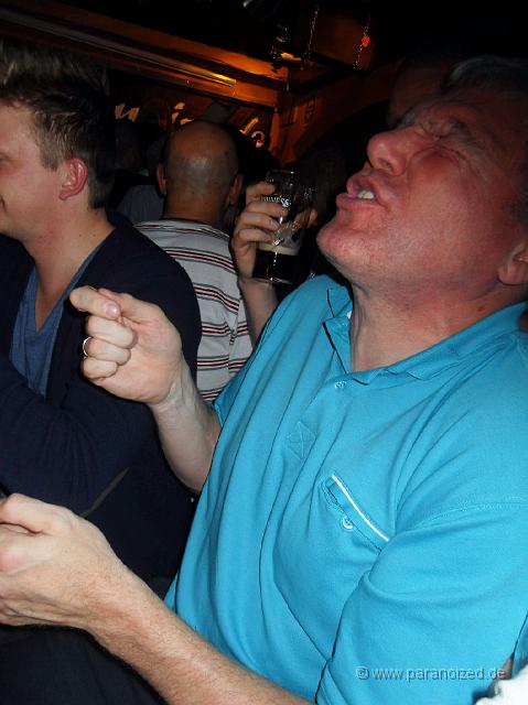 SDC13629.JPG - Luftgitarren-Hero! Rooooock!!!!