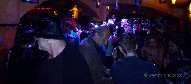 P1060306.JPG - Auch hinten war es laut ;)