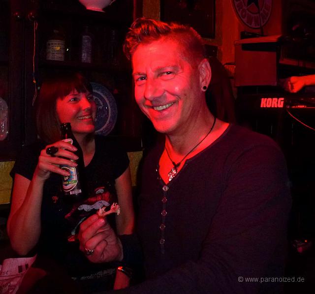 P1050279.JPG - Coole Leute!