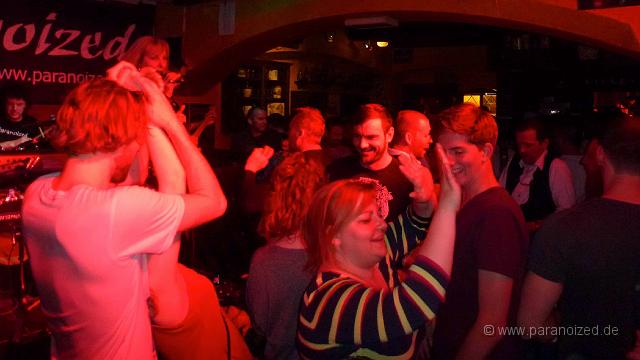 P1050334.JPG - High Five