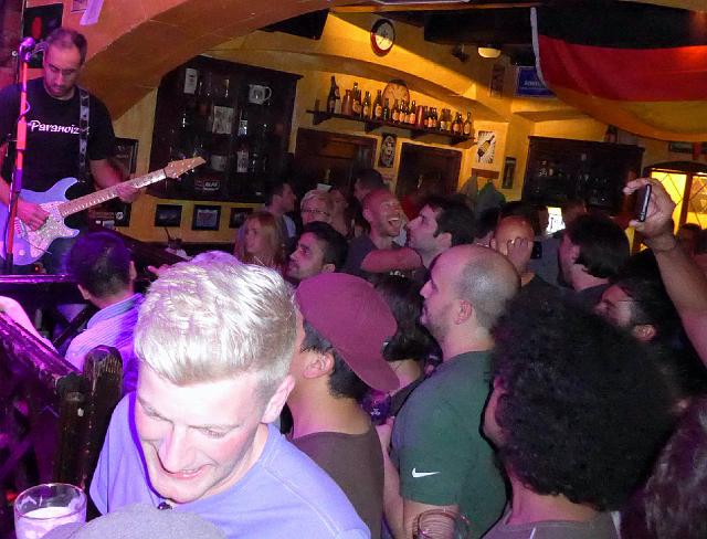P1010186.jpg - Wer streckt denn da die Zunge raus.... ich habe ihn gefunden!