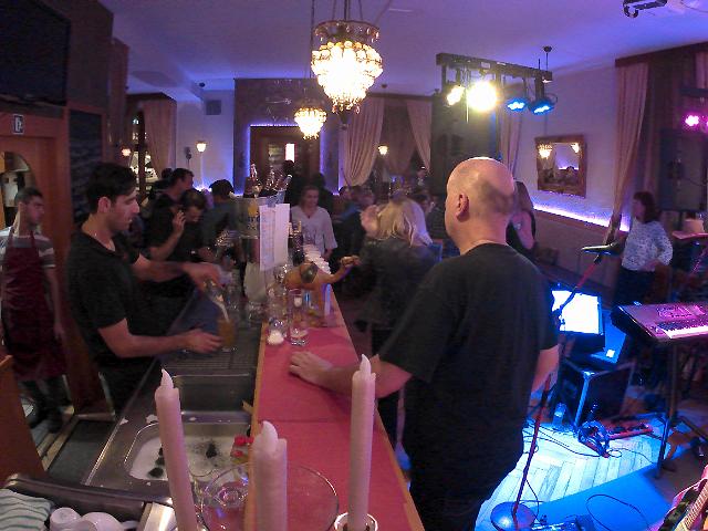 20181027_214454A.jpg - Die Pausen zwischen den Sets...