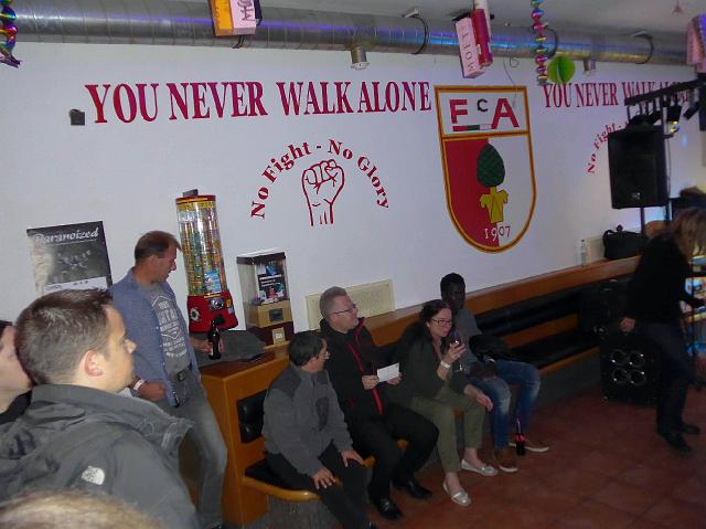 P1030790.JPG - Überall FCA ;)